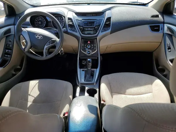 5NPDH4AE3GH663121 2016 HYUNDAI ELANTRA - Image 8