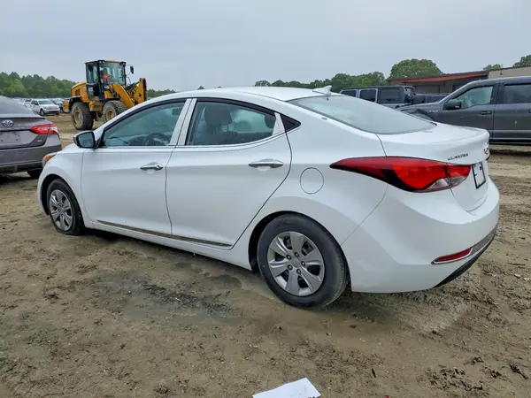 5NPDH4AE3GH666326 2016 HYUNDAI ELANTRA - Image 2