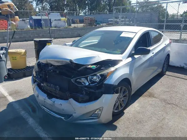5NPDH4AE3GH666665 2016 HYUNDAI ELANTRA - Image 2
