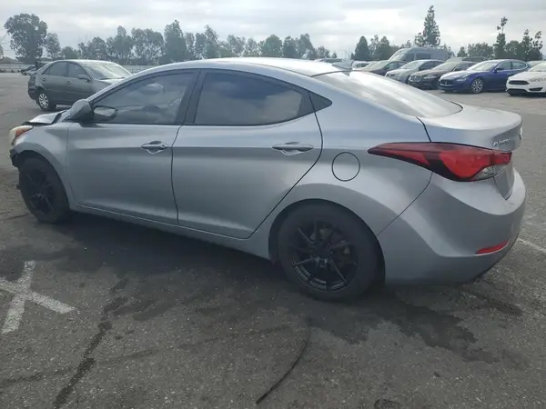 5NPDH4AE3GH666777 2016 HYUNDAI ELANTRA - Image 2