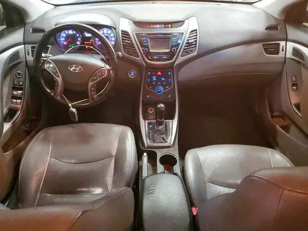 5NPDH4AE3GH668996 2016 HYUNDAI ELANTRA - Image 8
