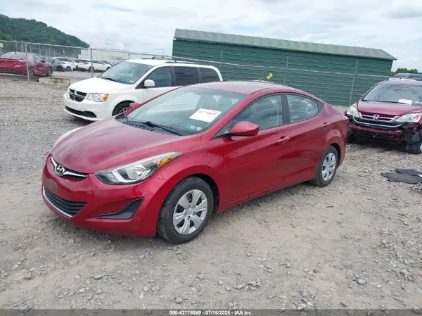 5NPDH4AE3GH669257 2016 HYUNDAI ELANTRA - Image 2