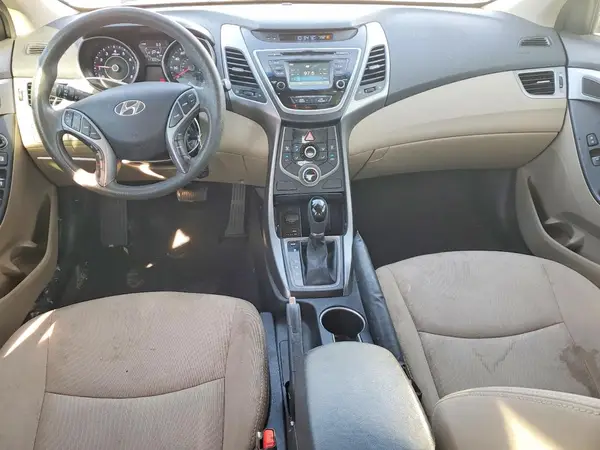 5NPDH4AE3GH670098 2016 HYUNDAI ELANTRA - Image 8