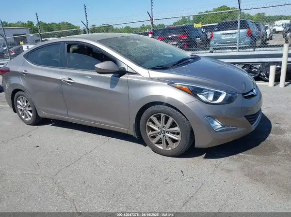 5NPDH4AE3GH671977 2016 HYUNDAI ELANTRA - Image 1