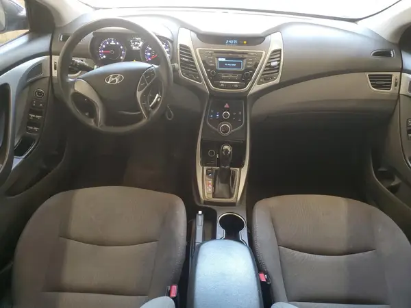 5NPDH4AE3GH675365 2016 HYUNDAI ELANTRA - Image 8