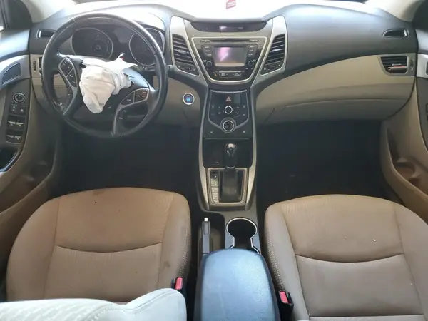 5NPDH4AE3GH675916 2016 HYUNDAI ELANTRA - Image 8