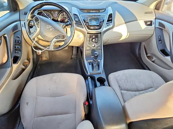 5NPDH4AE3GH676404 2016 HYUNDAI ELANTRA - Image 8
