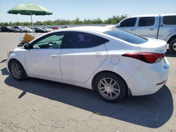 5NPDH4AE3GH677231 2016 HYUNDAI ELANTRA - Image 2