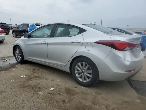 5NPDH4AE3GH680081 2016 HYUNDAI ELANTRA - Image 2