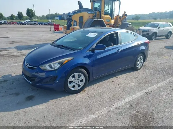 5NPDH4AE3GH680890 2016 HYUNDAI ELANTRA - Image 2