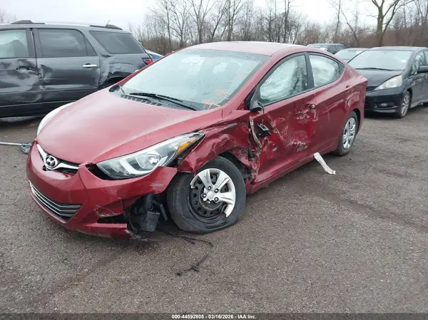 5NPDH4AE3GH681456 2016 HYUNDAI ELANTRA - Image 2