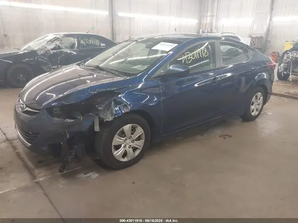 5NPDH4AE3GH683451 2016 HYUNDAI ELANTRA - Image 2