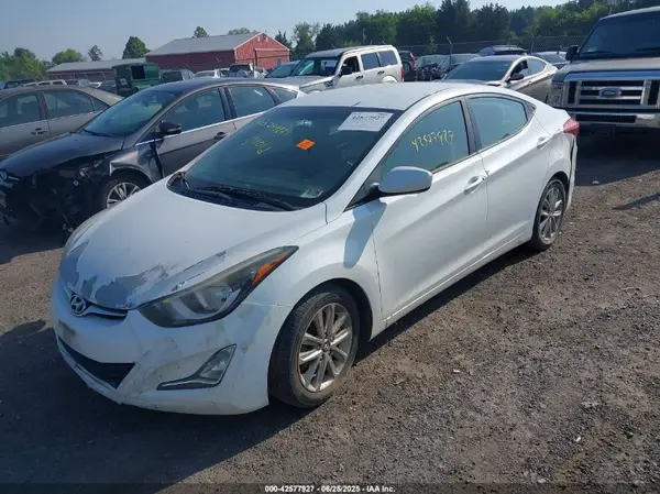 5NPDH4AE3GH683949 2016 HYUNDAI ELANTRA - Image 2