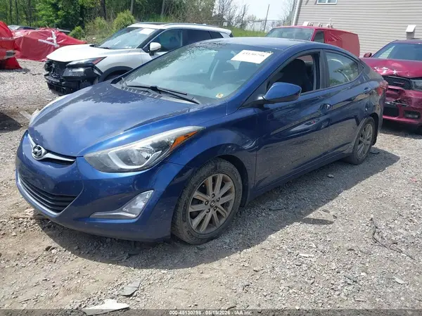 5NPDH4AE3GH684048 2016 HYUNDAI ELANTRA - Image 2