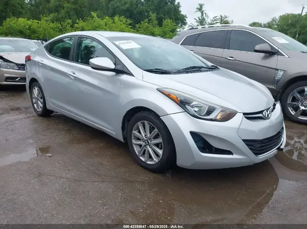 5NPDH4AE3GH684633 2016 HYUNDAI ELANTRA - Image 1