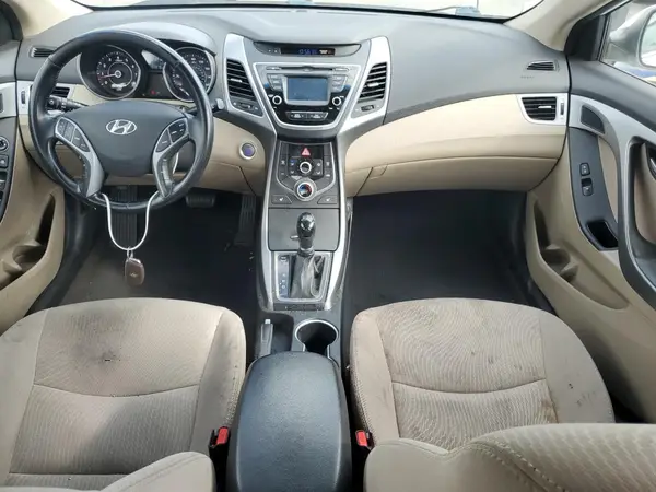 5NPDH4AE3GH687578 2016 HYUNDAI ELANTRA - Image 8