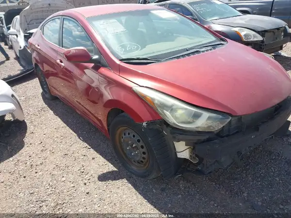 5NPDH4AE3GH687869 2016 HYUNDAI ELANTRA - Image 1