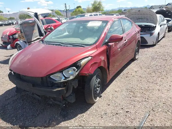 5NPDH4AE3GH687869 2016 HYUNDAI ELANTRA - Image 2
