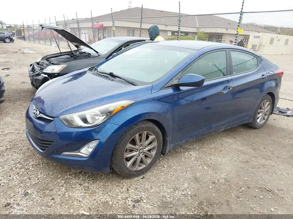 5NPDH4AE3GH688987 2016 HYUNDAI ELANTRA - Image 2