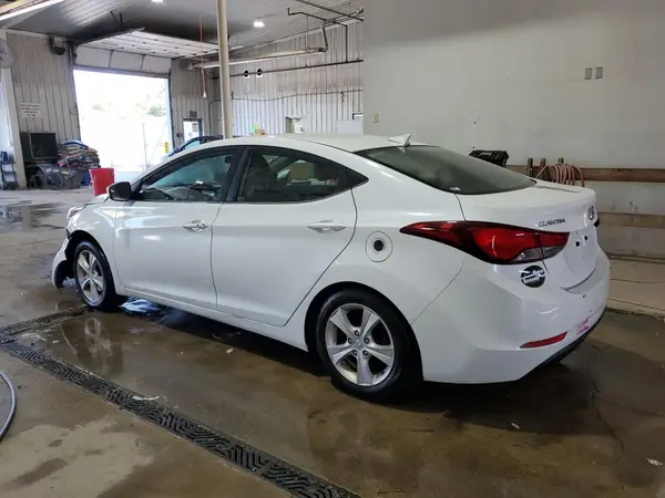 5NPDH4AE3GH689668 2016 HYUNDAI ELANTRA - Image 2