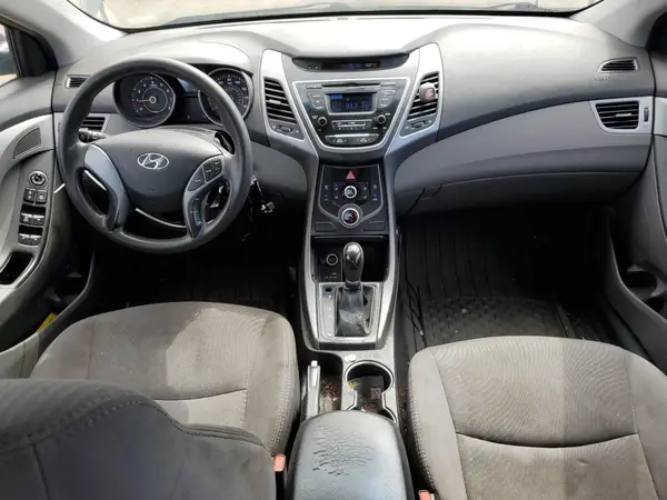 5NPDH4AE3GH690710 2016 HYUNDAI ELANTRA - Image 8