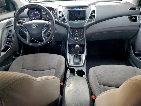 5NPDH4AE3GH691162 2016 HYUNDAI ELANTRA - Image 8