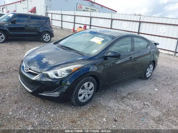 5NPDH4AE3GH692568 2016 HYUNDAI ELANTRA - Image 2