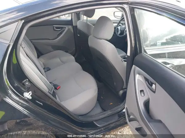 5NPDH4AE3GH692568 2016 HYUNDAI ELANTRA - Image 8