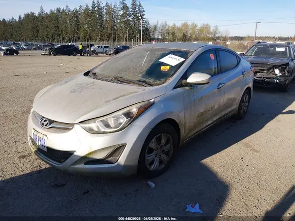 5NPDH4AE3GH695468 2016 HYUNDAI ELANTRA - Image 2