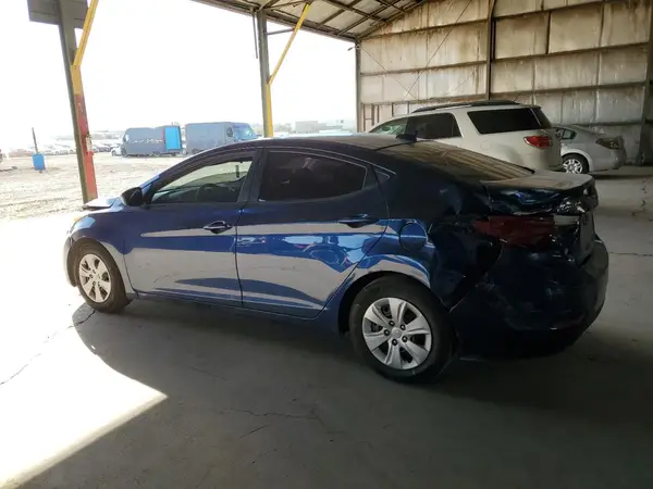 5NPDH4AE3GH697060 2016 HYUNDAI ELANTRA - Image 2
