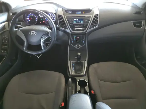 5NPDH4AE3GH697060 2016 HYUNDAI ELANTRA - Image 8