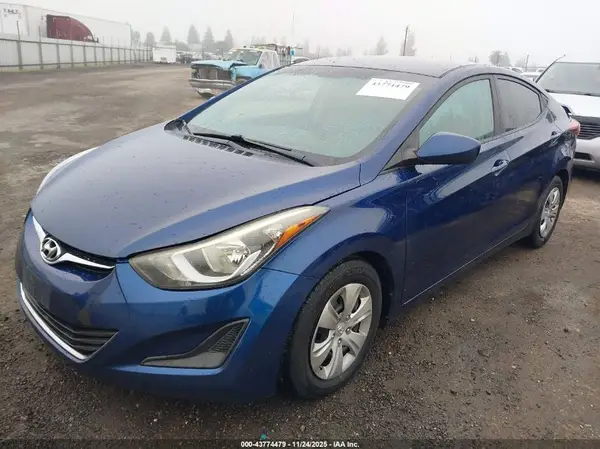 5NPDH4AE3GH698516 2016 HYUNDAI ELANTRA - Image 2