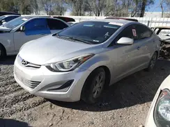 5NPDH4AE3GH699472 2016 HYUNDAI ELANTRA