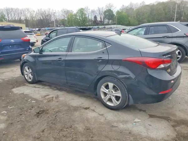 5NPDH4AE3GH699732 2016 HYUNDAI ELANTRA - Image 2