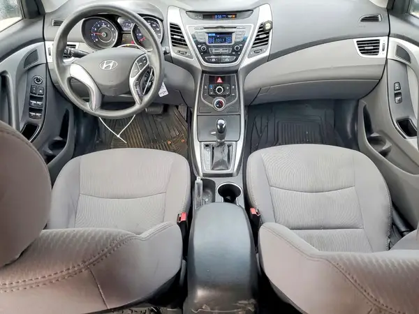 5NPDH4AE3GH699780 2016 HYUNDAI ELANTRA - Image 8