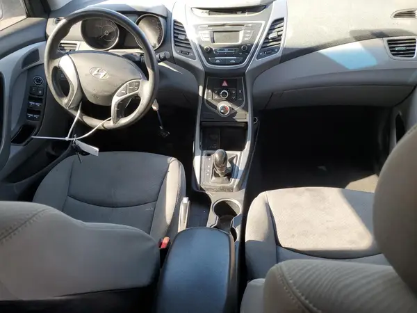 5NPDH4AE3GH700216 2016 HYUNDAI ELANTRA - Image 8