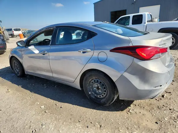 5NPDH4AE3GH700989 2016 HYUNDAI ELANTRA - Image 2