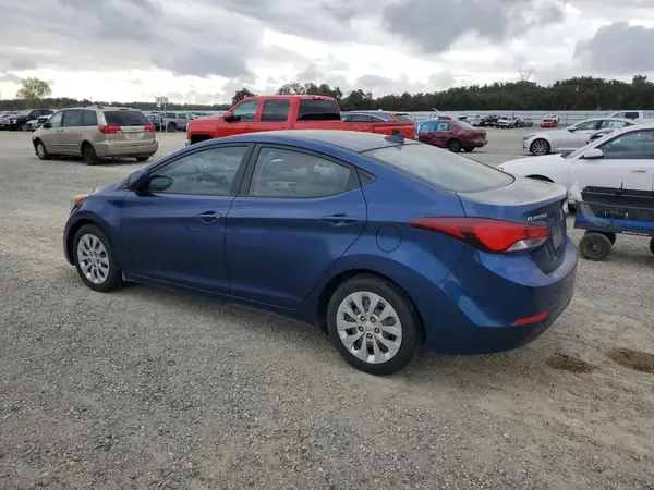 5NPDH4AE3GH701138 2016 HYUNDAI ELANTRA - Image 2