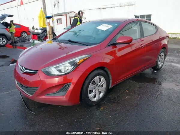 5NPDH4AE3GH702211 2016 HYUNDAI ELANTRA - Image 2