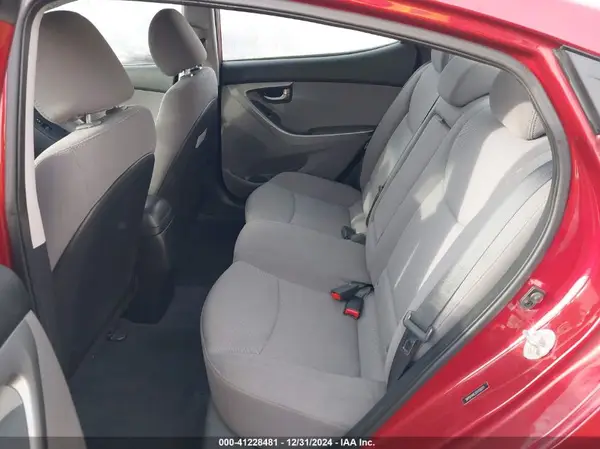 5NPDH4AE3GH702211 2016 HYUNDAI ELANTRA - Image 8