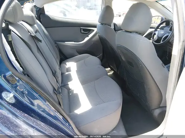 5NPDH4AE3GH702354 2016 HYUNDAI ELANTRA - Image 8