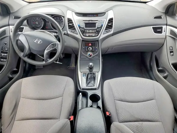 5NPDH4AE3GH703407 2016 HYUNDAI ELANTRA - Image 8