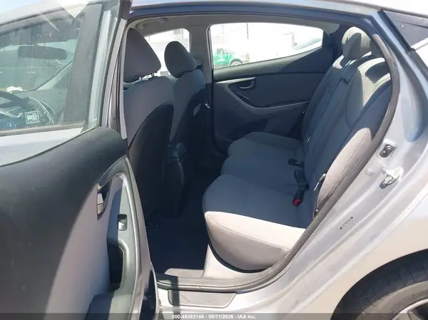 5NPDH4AE3GH705951 2016 HYUNDAI ELANTRA - Image 8