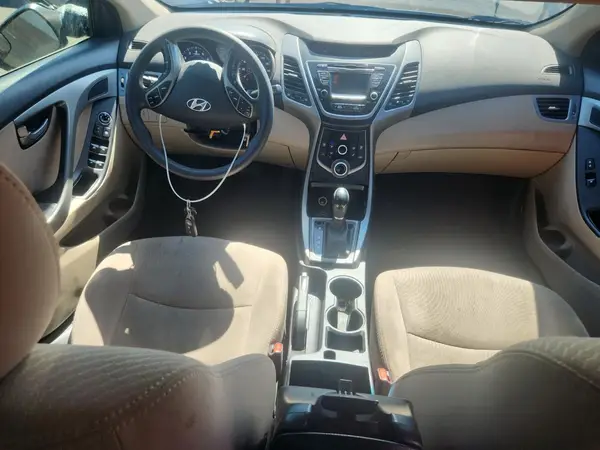 5NPDH4AE3GH707456 2016 HYUNDAI ELANTRA - Image 8