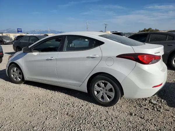 5NPDH4AE3GH707702 2016 HYUNDAI ELANTRA - Image 2