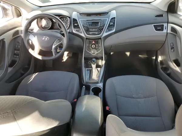 5NPDH4AE3GH707702 2016 HYUNDAI ELANTRA - Image 8