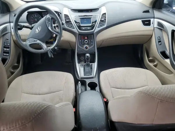 5NPDH4AE3GH707747 2016 HYUNDAI ELANTRA - Image 8