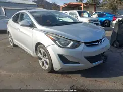 5NPDH4AE3GH708557 2016 HYUNDAI ELANTRA