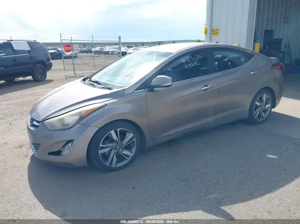 5NPDH4AE3GH710924 2016 HYUNDAI ELANTRA - Image 2