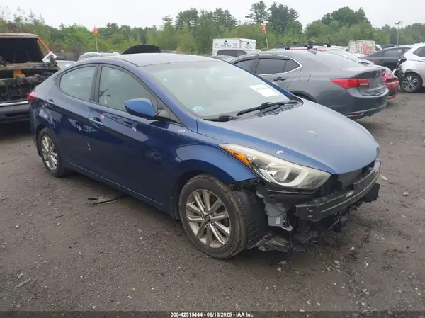 5NPDH4AE3GH712110 2016 HYUNDAI ELANTRA - Image 1